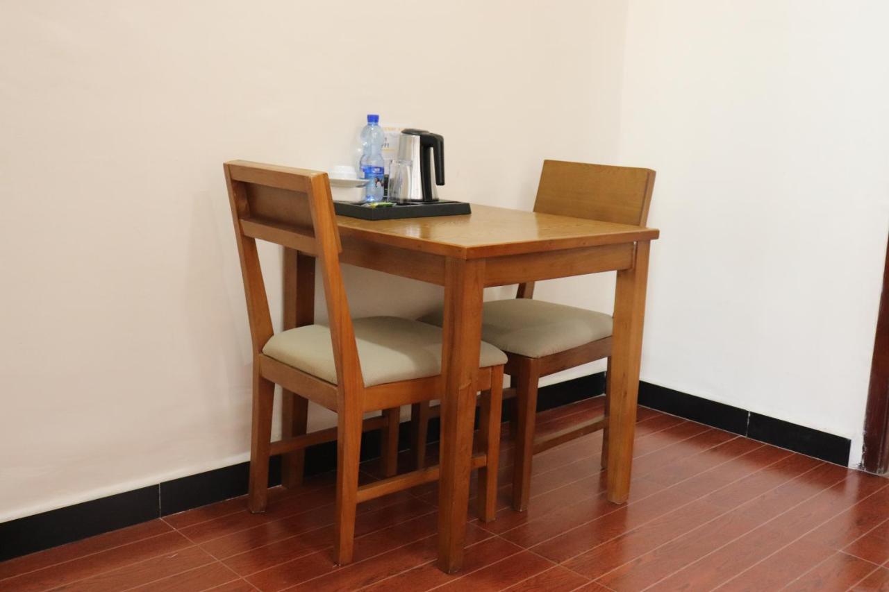 Bruhway Hotel Αντίς Αμπέμπα Εξωτερικό φωτογραφία
