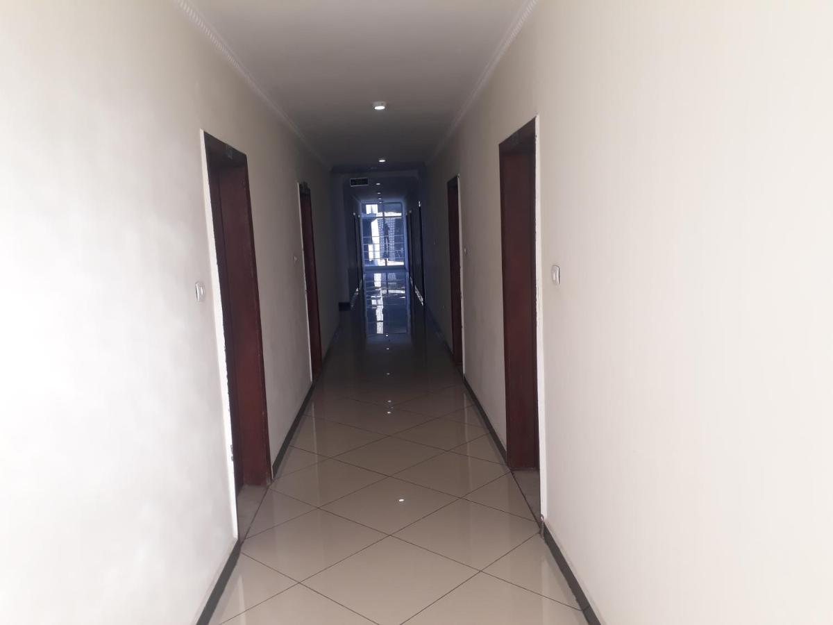 Bruhway Hotel Αντίς Αμπέμπα Εξωτερικό φωτογραφία